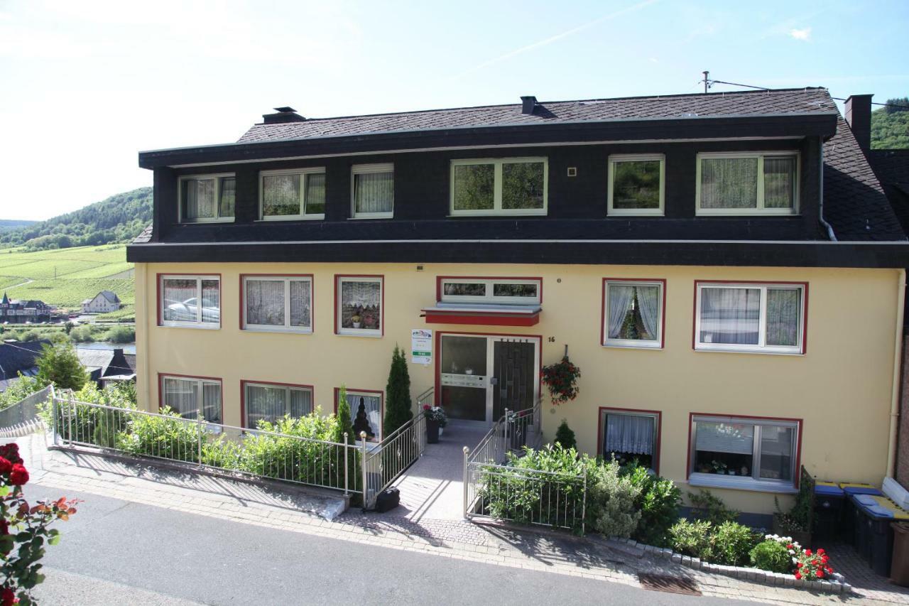 Ferienwohnung Moselblick-Stein Valwig Eksteriør bilde